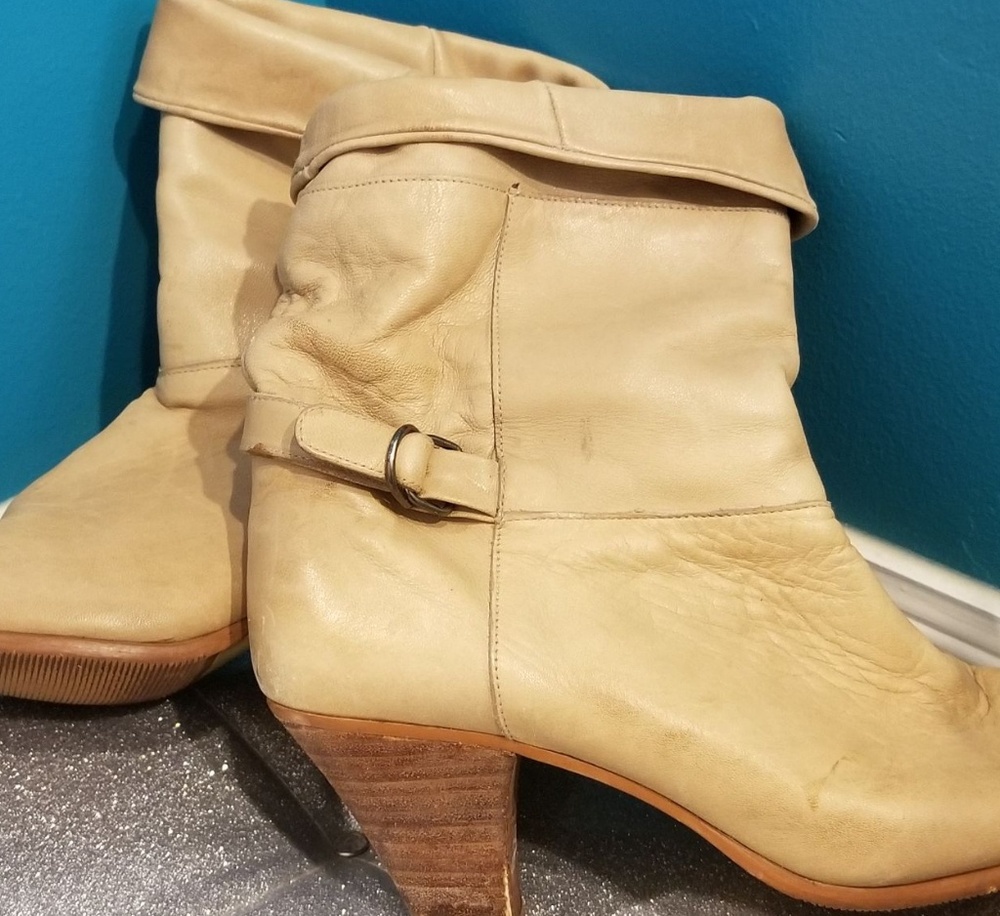 Tan short boots